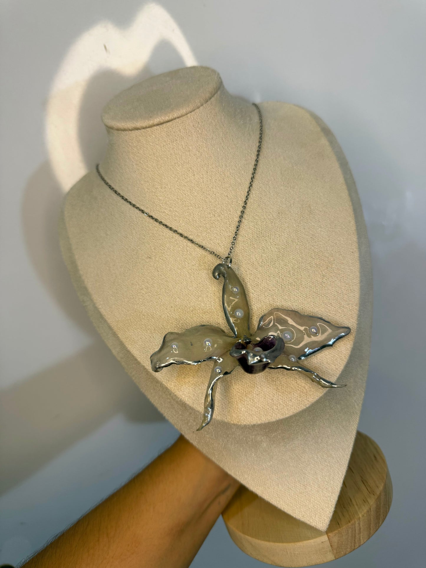 Orquidea Sencilla y perlas