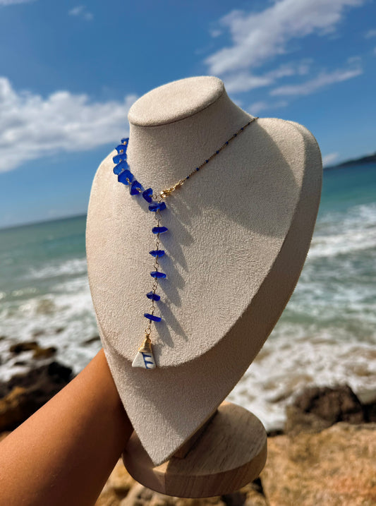 Cadena de azul cobalto de mar