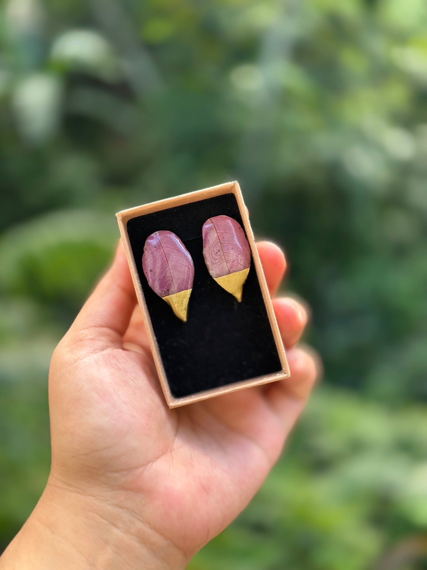 Pascuas pegaditas con dorado