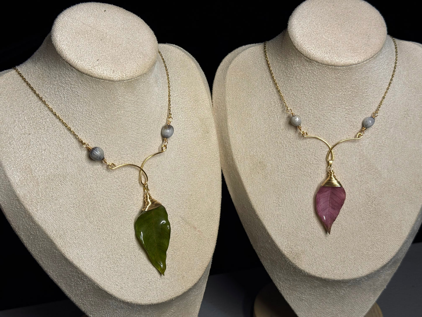 Cadena de pascua verde alambrada