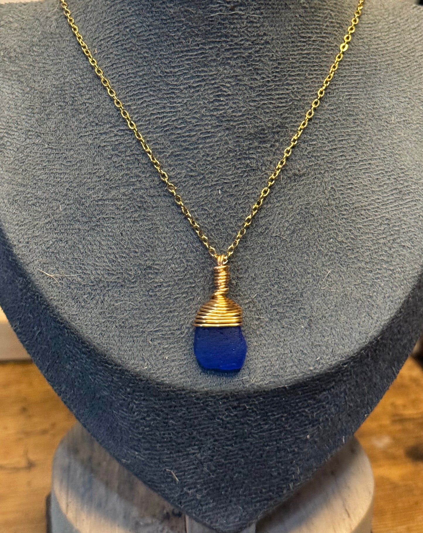 Cadena de Cristal marino azul