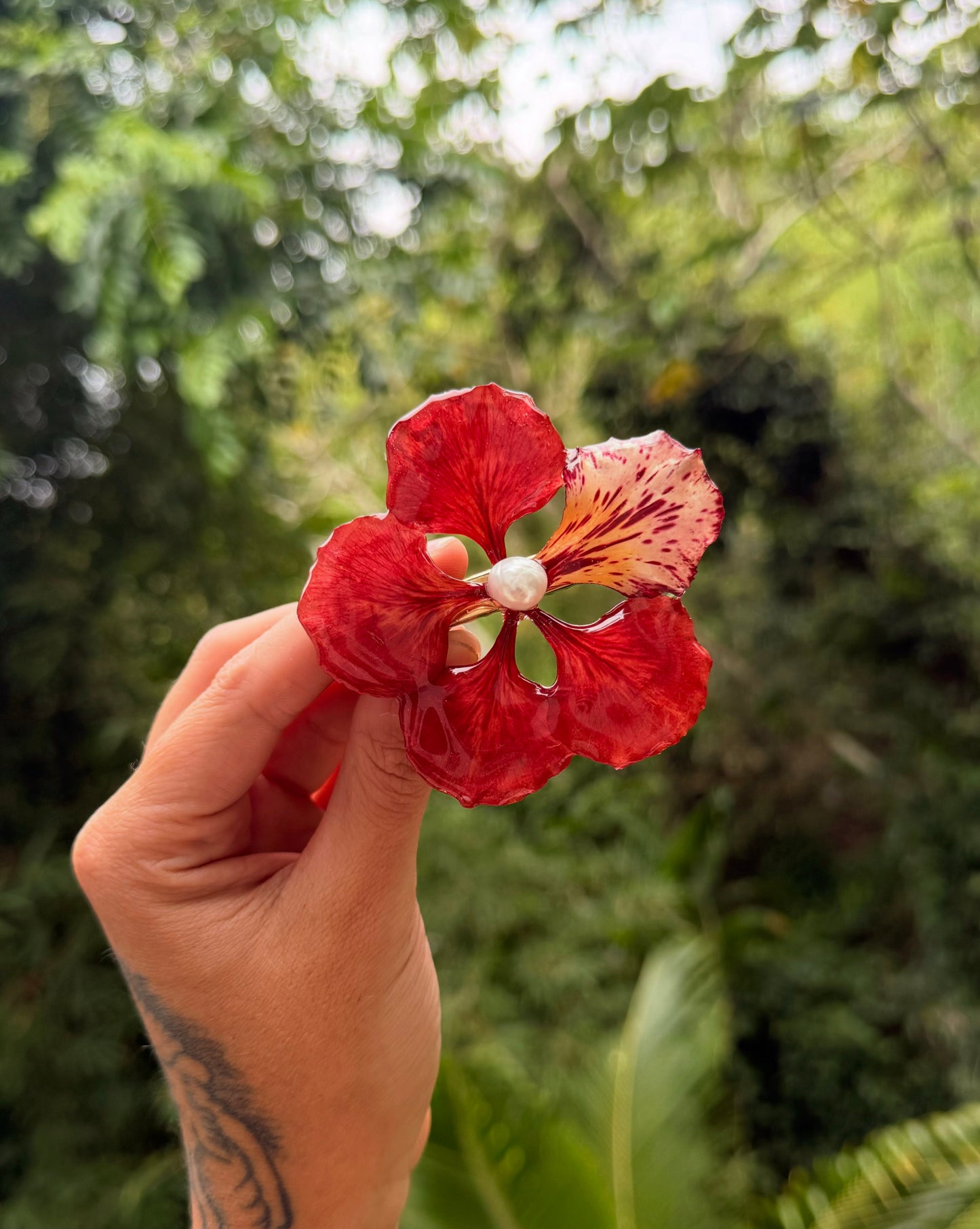 Flor de Flamboyán – Clip Artesanal