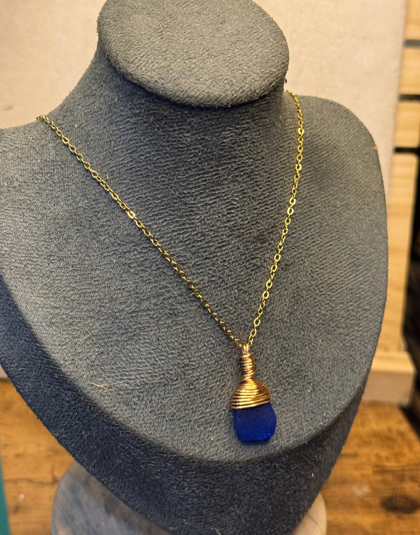 Cadena de Cristal marino azul