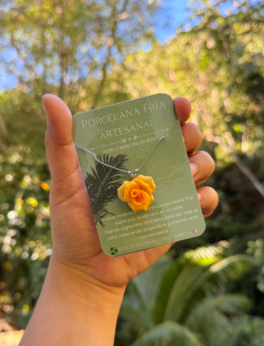 Cadena de Rosa amarillas